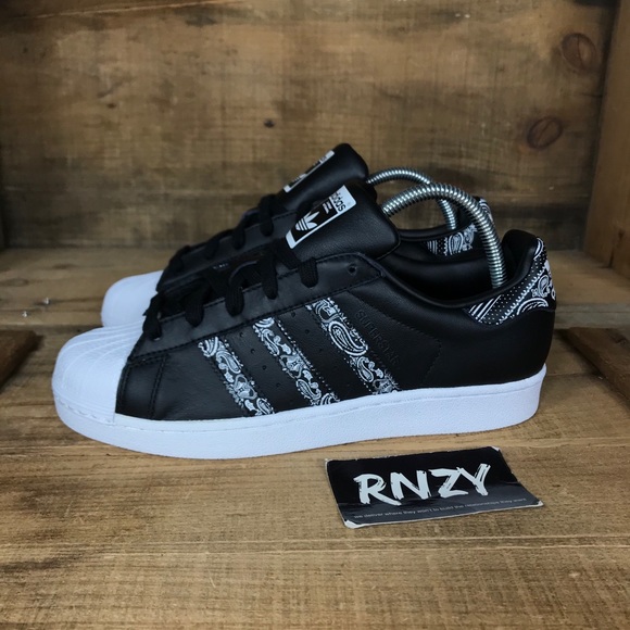 NEW Adidas Originals Superstar Graffiti - Picture 3 of 7